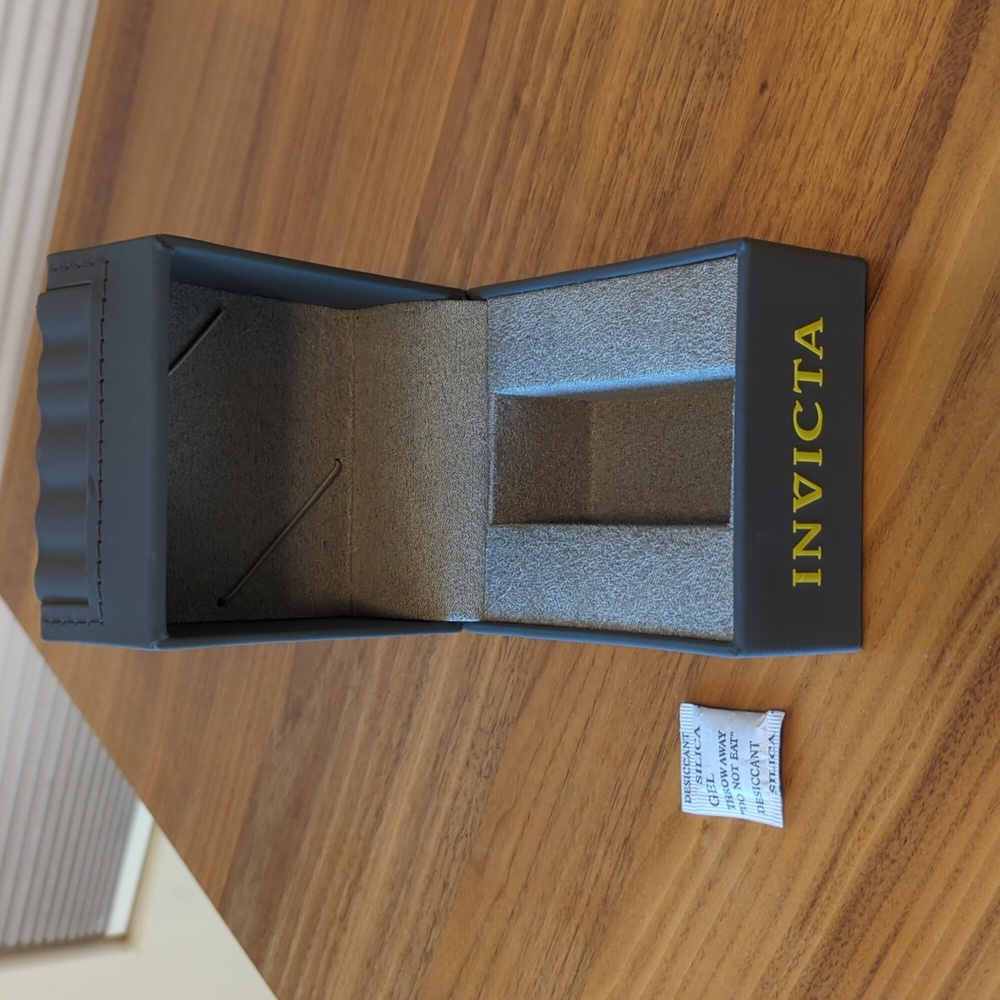 Watch Case - Picture 2 of 2